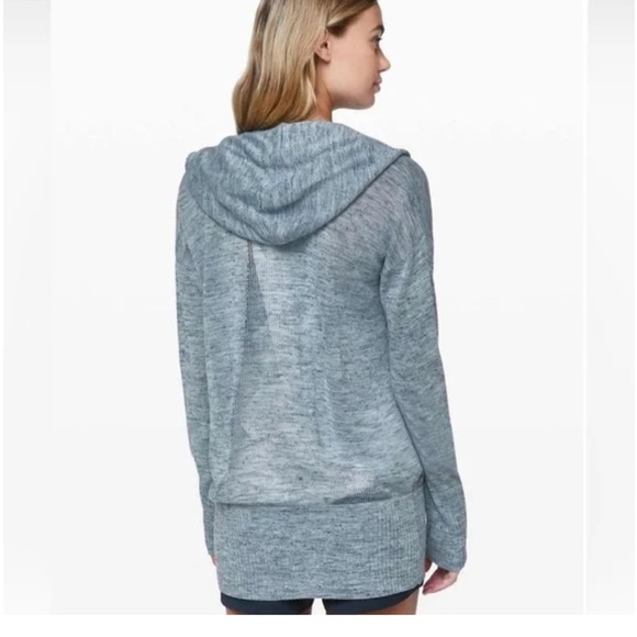 Lululemon Calm and Collected Wrap Heathered Sailboat Blue Size Medium - Picture 4 of 8